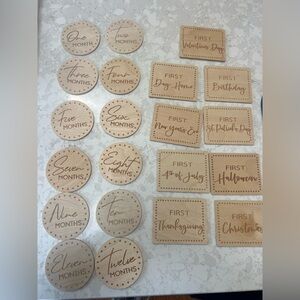 Hobby Lobby Wooden Baby Milestone Cards - Natural Brown